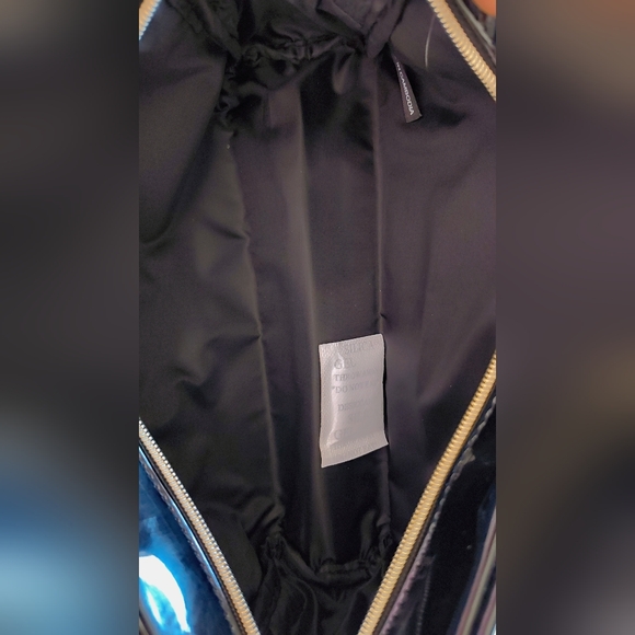 🖤✨ Lancôme Shiny Cosmetic Bag – NWOT ✨🖤 - Picture 11 of 11